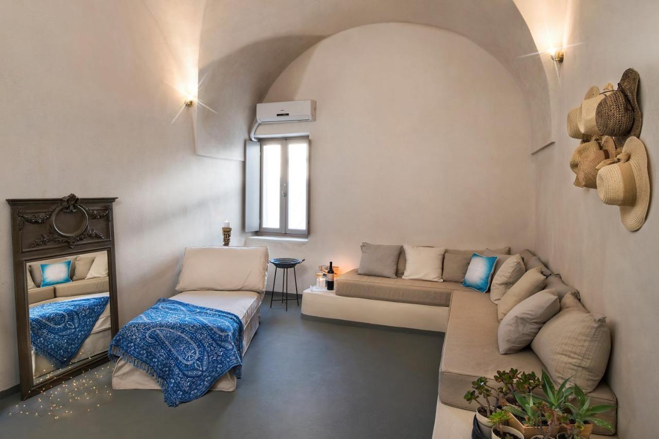 Sandandstone Villa Santorini Megalochori  Ngoại thất bức ảnh